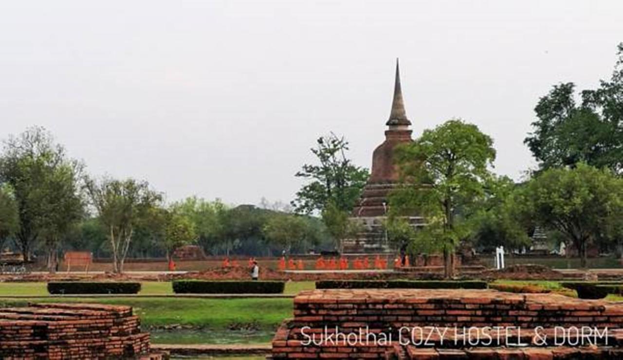 Sukhothai Cozy Hostel And Dorm Kültér fotó